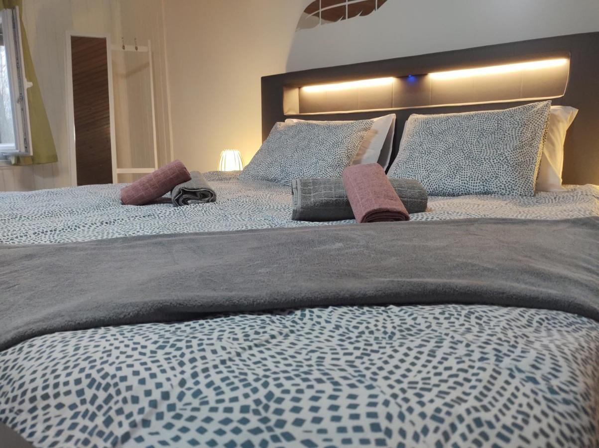 Apartment Iskra พลิตวิชกา เยเซรา ภายนอก รูปภาพ