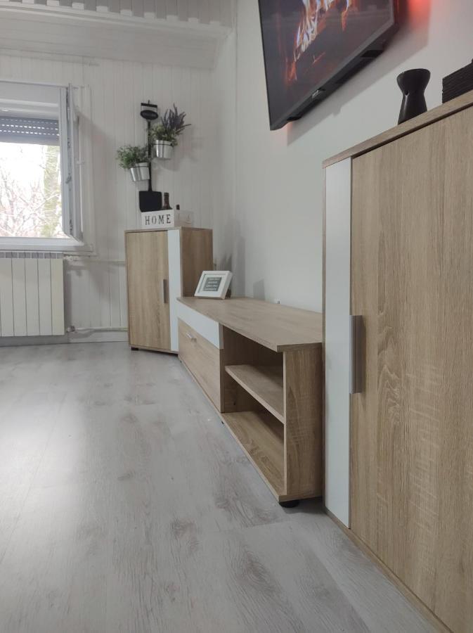 Apartment Iskra พลิตวิชกา เยเซรา ภายนอก รูปภาพ
