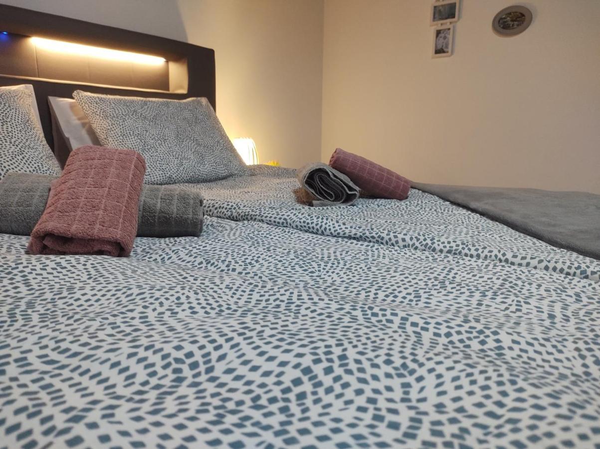 Apartment Iskra พลิตวิชกา เยเซรา ภายนอก รูปภาพ